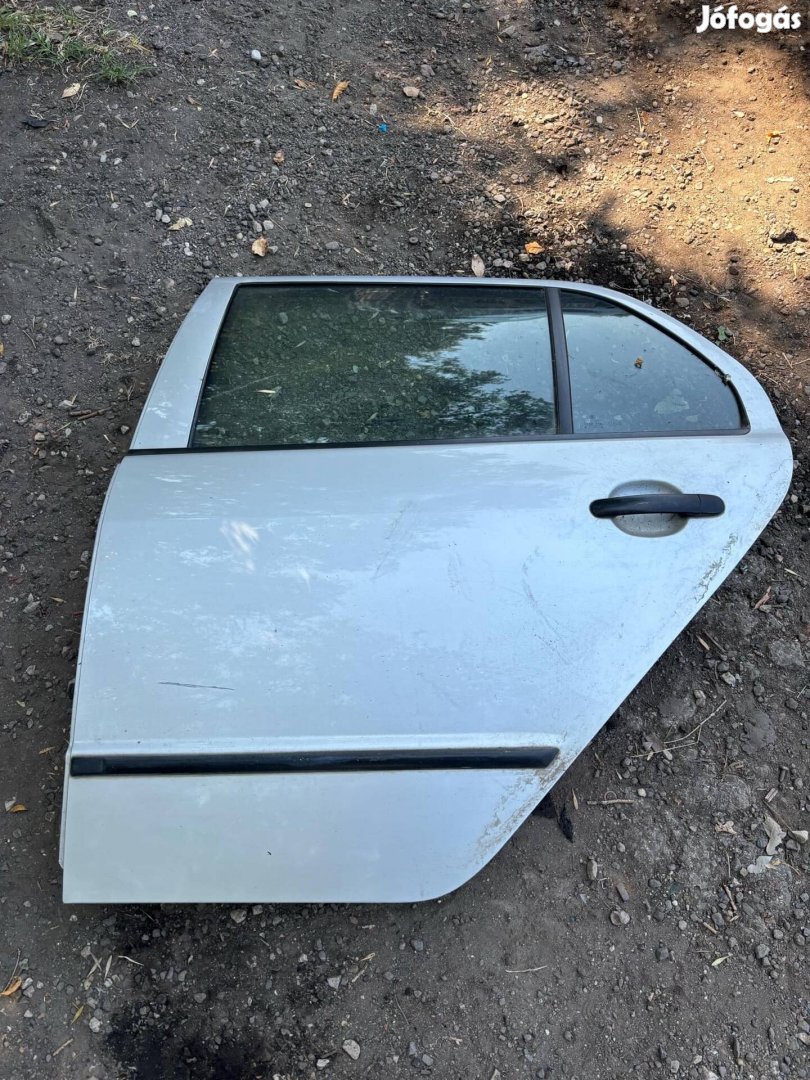 Skoda Fabia I bal hátsó ajtó ezüst
