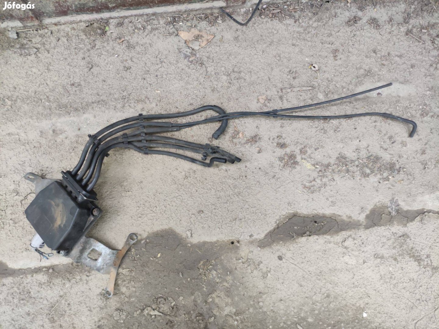 Skoda Fabia MK1 VW Polo Fox Touran vákum vákuum szelep doboz