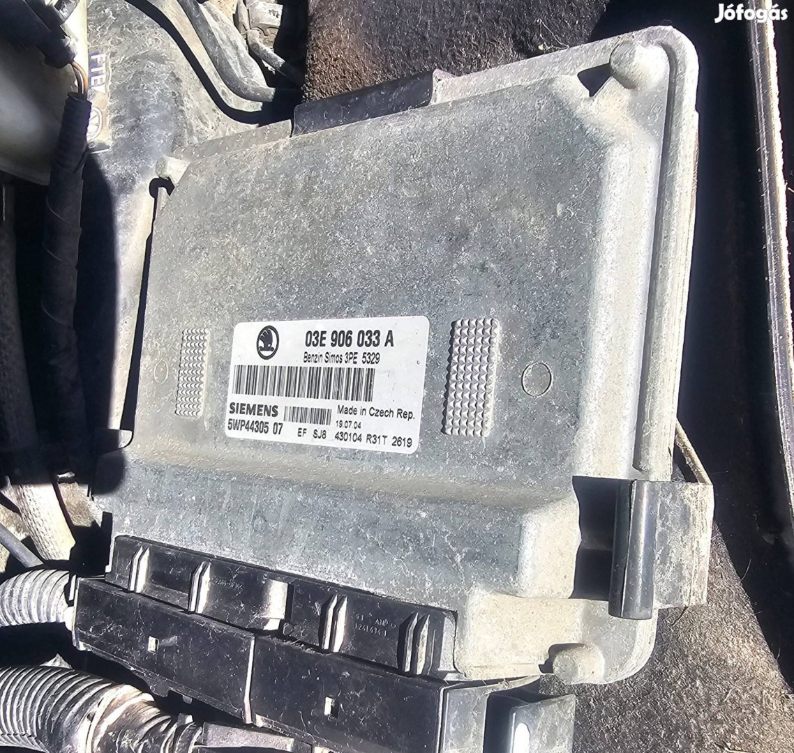 Skoda Fabia Motorvezérlő komputer elektronika 20000