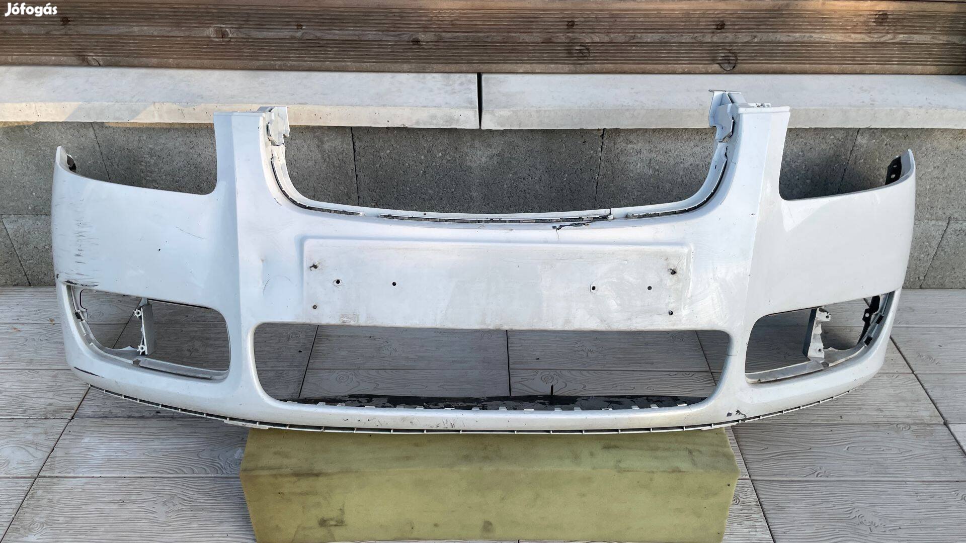 Skoda Fabia Roomster 2 II első lökhárító 5J0807221