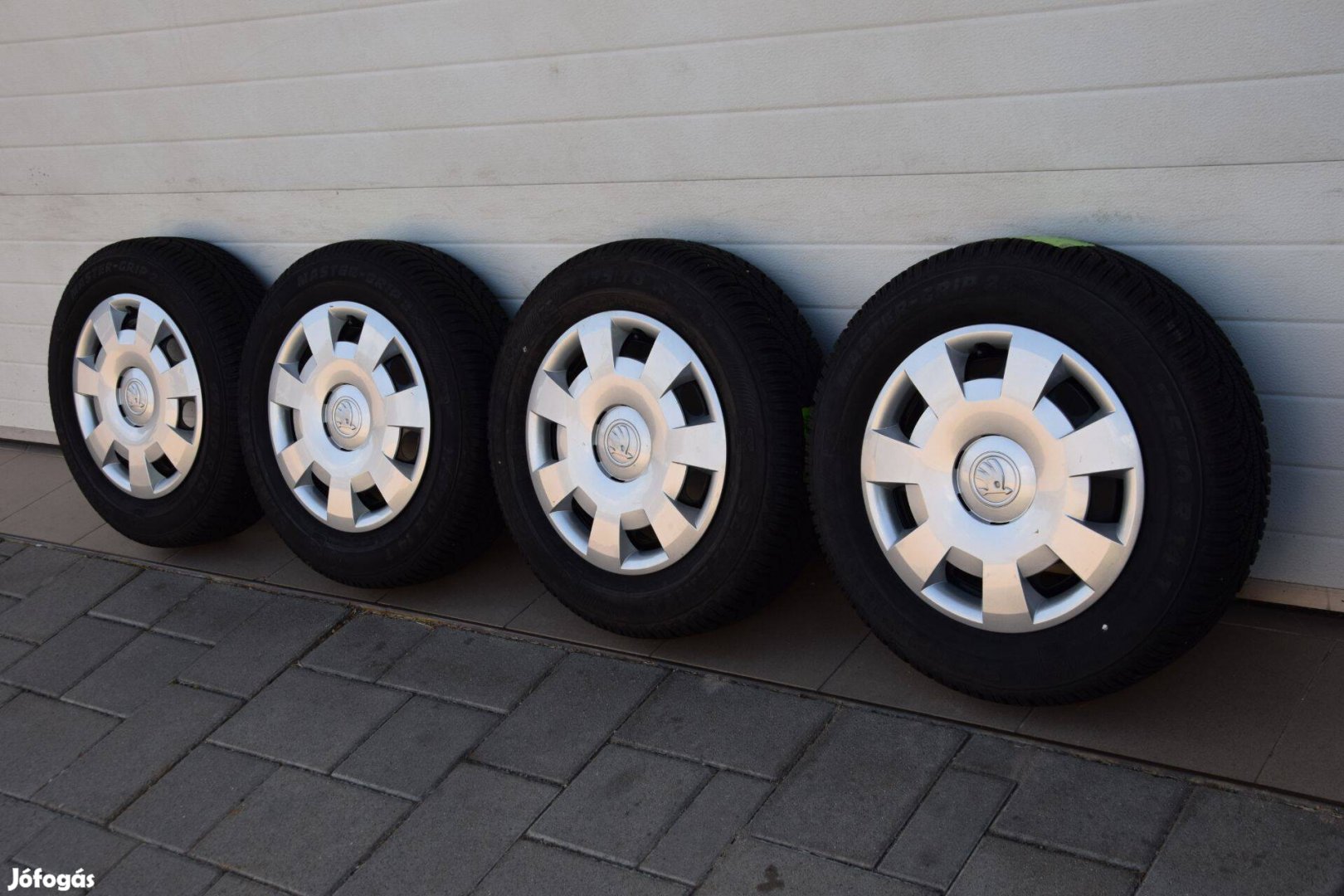 Skoda Fabia, VW Polo télikerék szett 175/70 14 gumival
