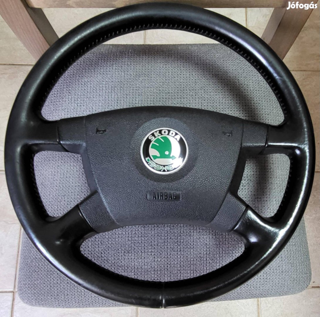 Skoda Fabia bőrkormány légzsákkal