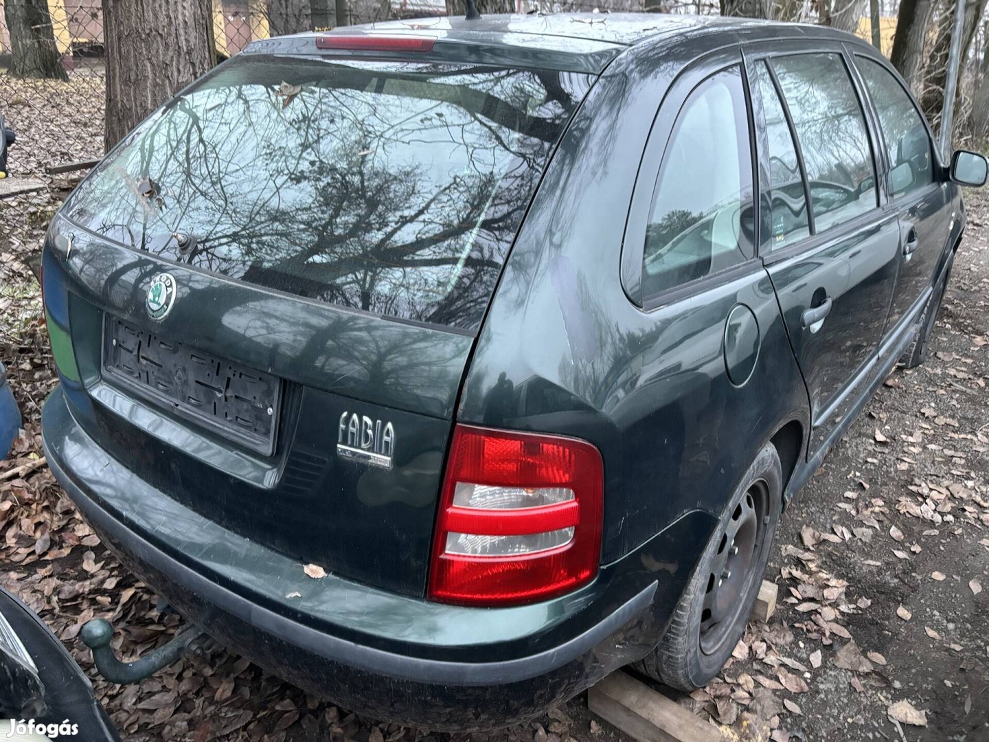 Skoda Fabia kombi csomagtér ajtó lámpa lökhárító vonóhorog