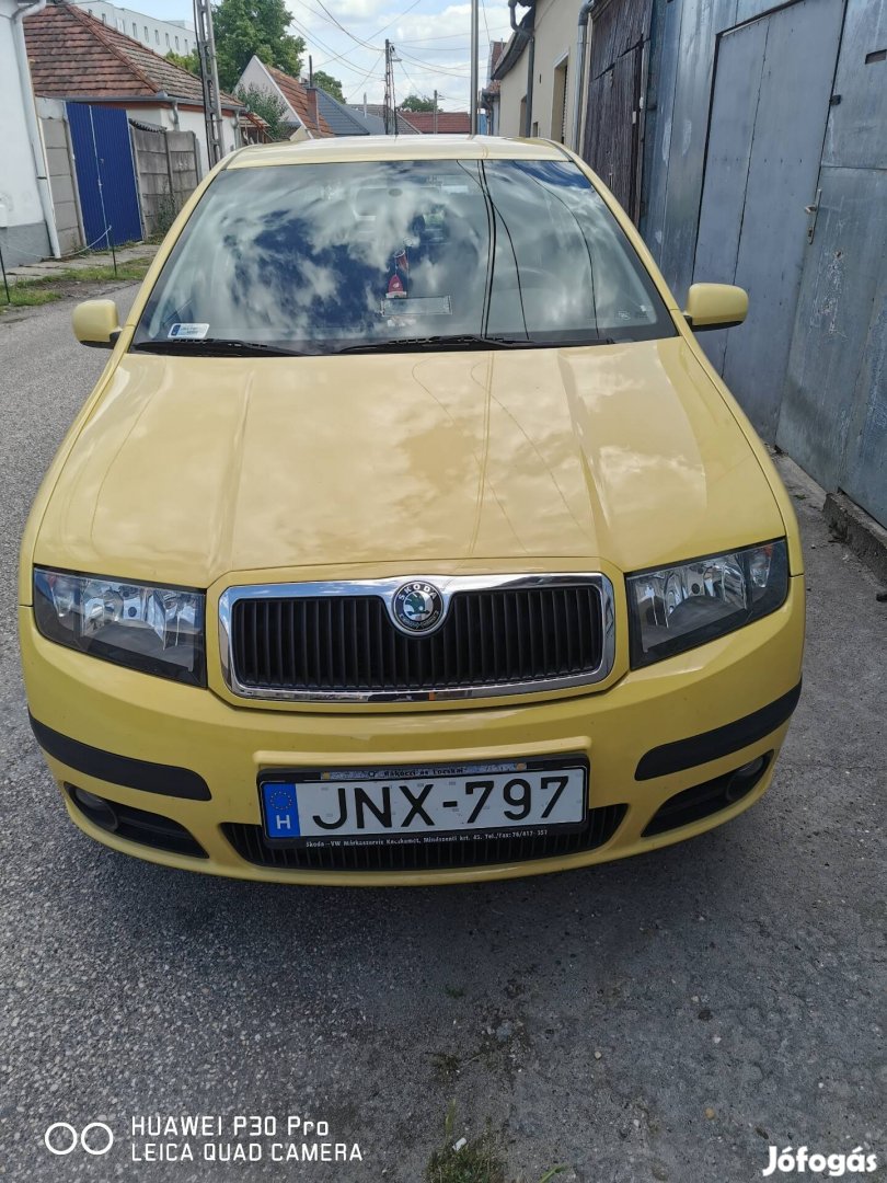 Skoda Fábia megkímélt állapotban. 