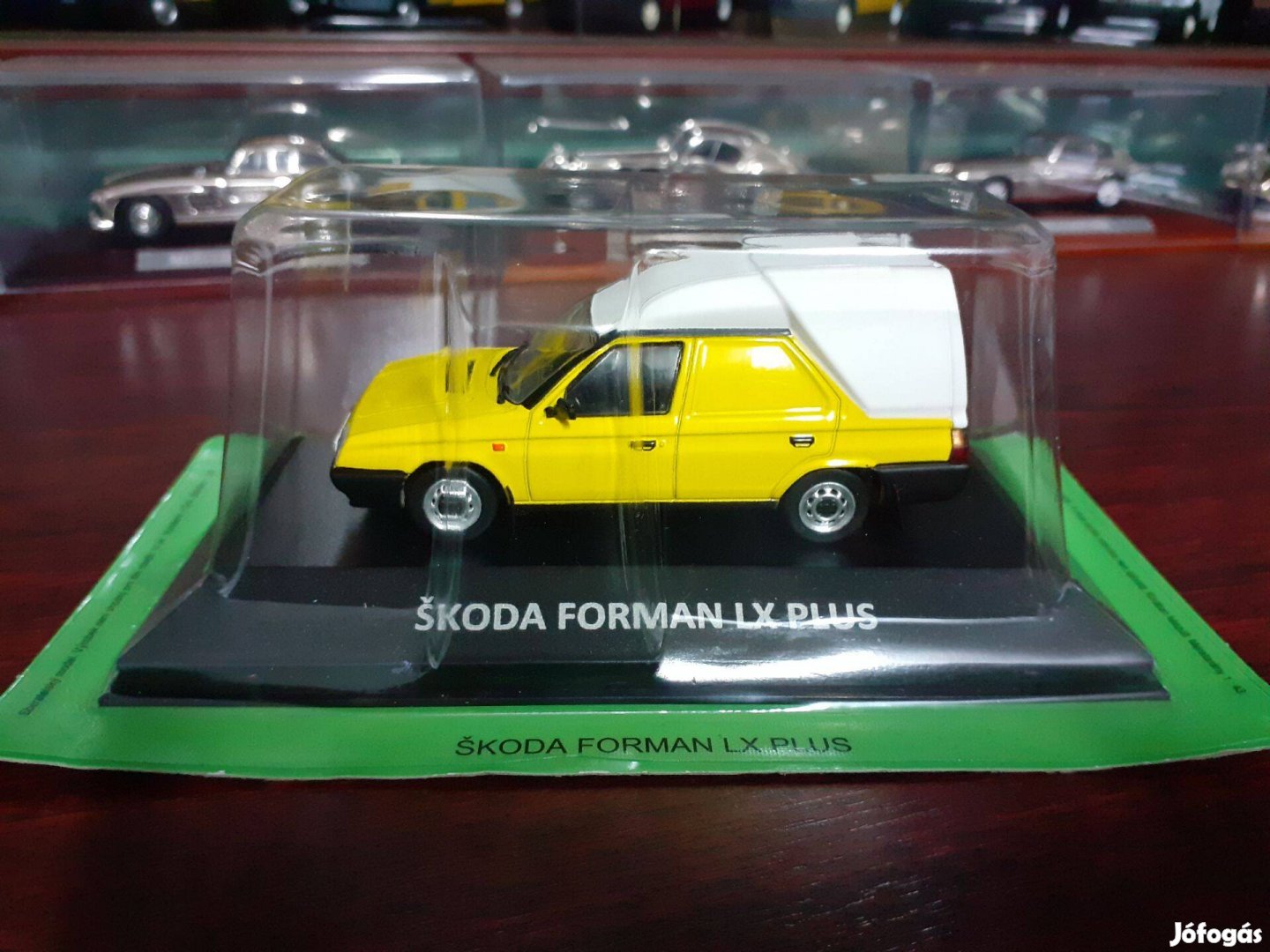 Skoda Forman LX PLUS kisauto modell 1/43 Eladó