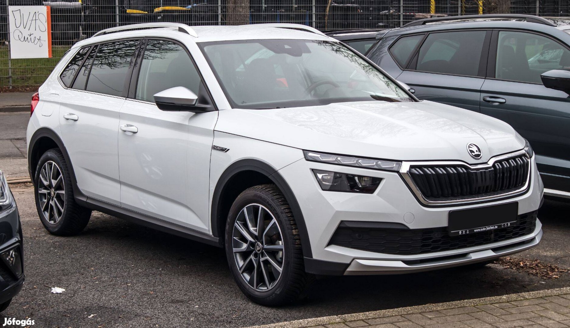 Skoda Kamiq bontott karosszéria alkatrészek