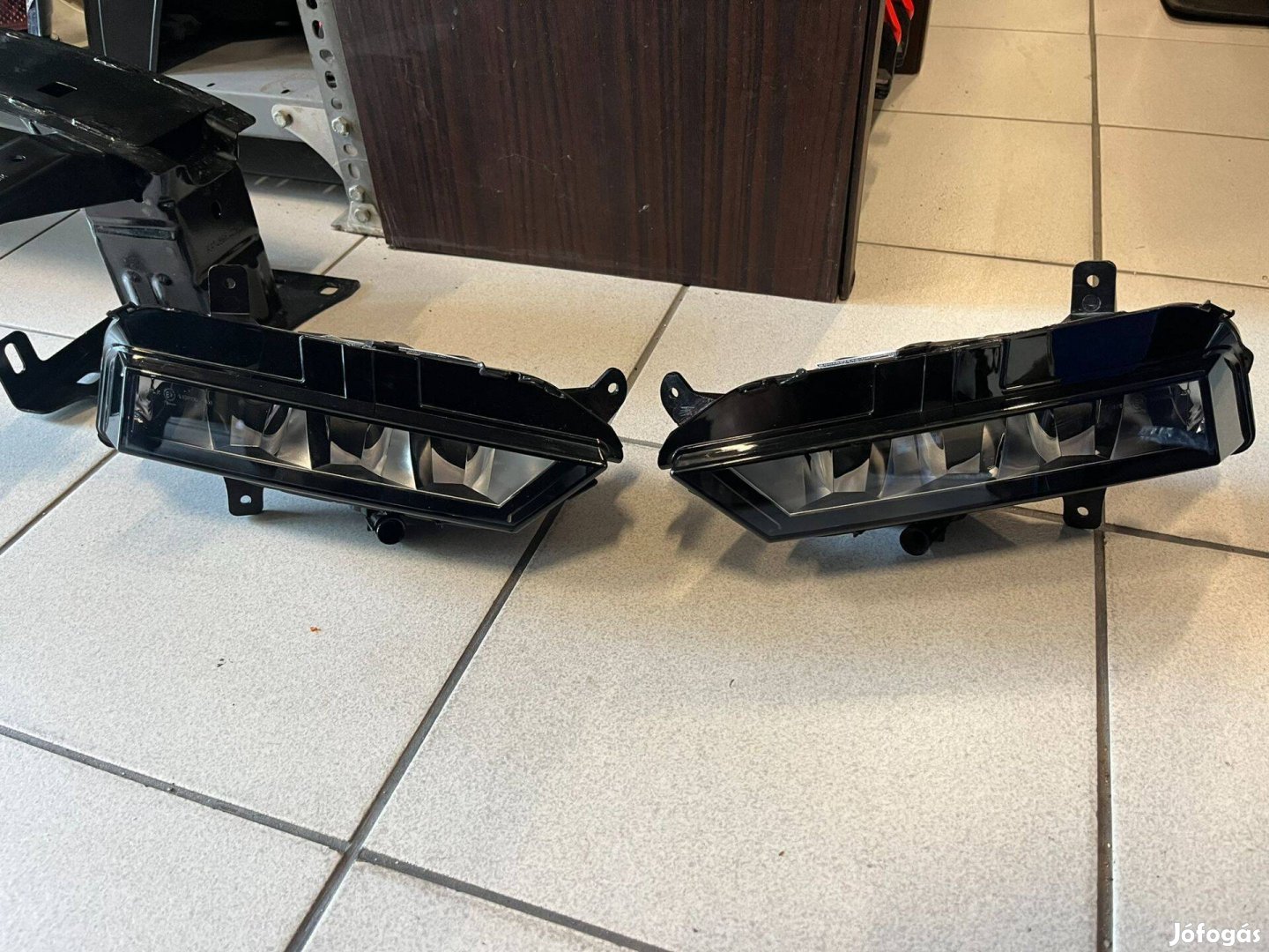 Skoda Kamiq facelift ködlámpa 657941699a 657941700a