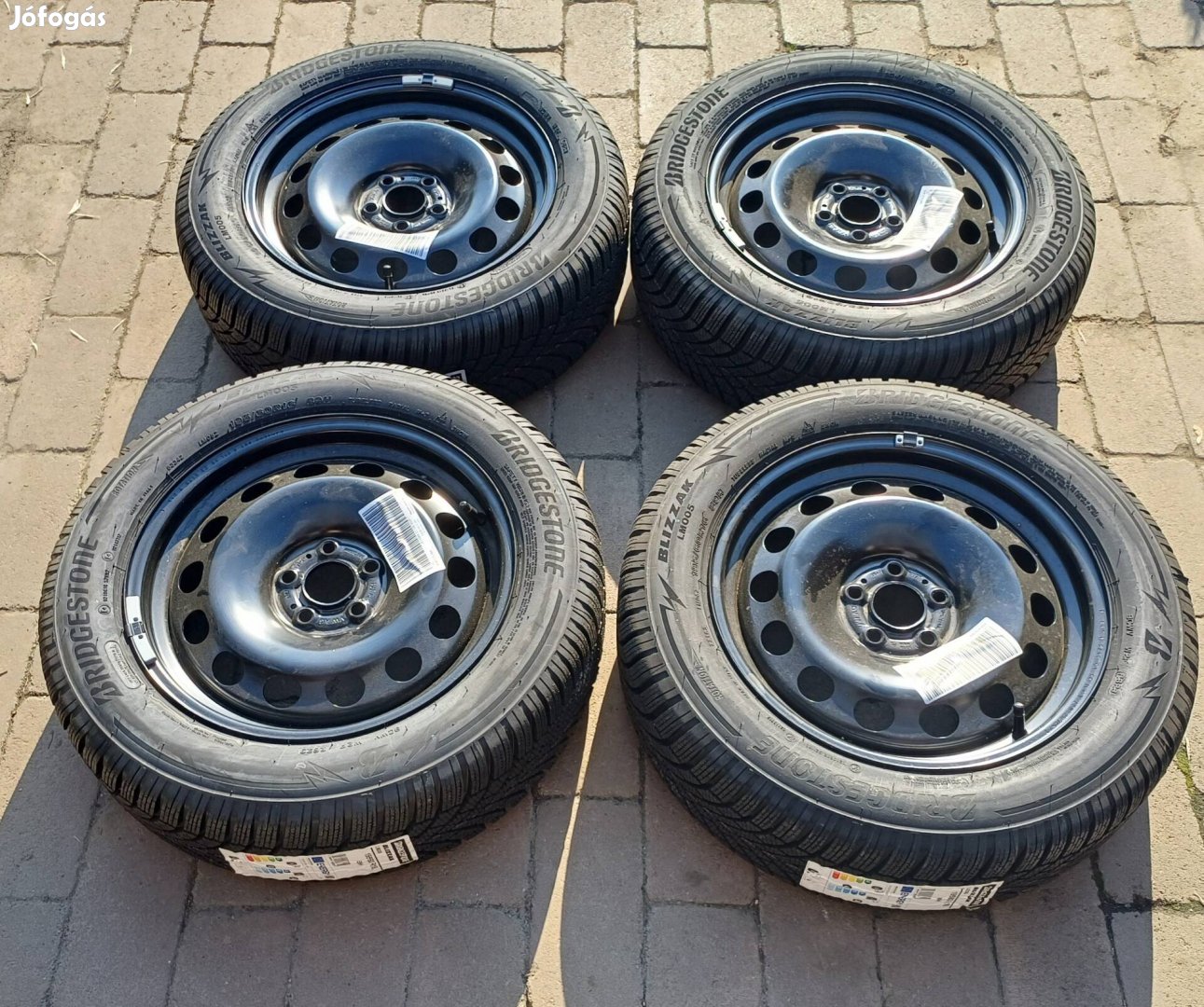 Skoda Kamiq gyári új kerék 16" felni 195/60R16 Bridgestone gumi