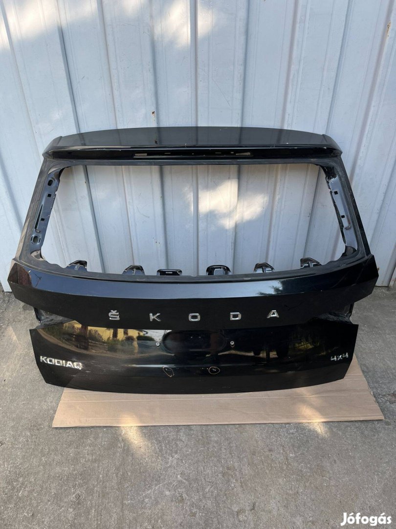 Skoda Kodiaq I csomagtér ajtó 565827159