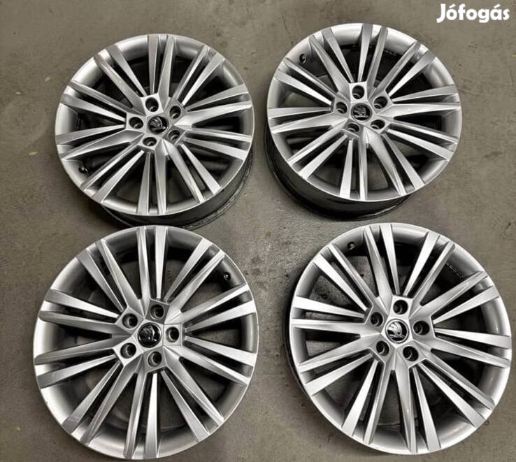 Skoda Kodiaq Karoq Szuperb Oktavia új modellekre 19