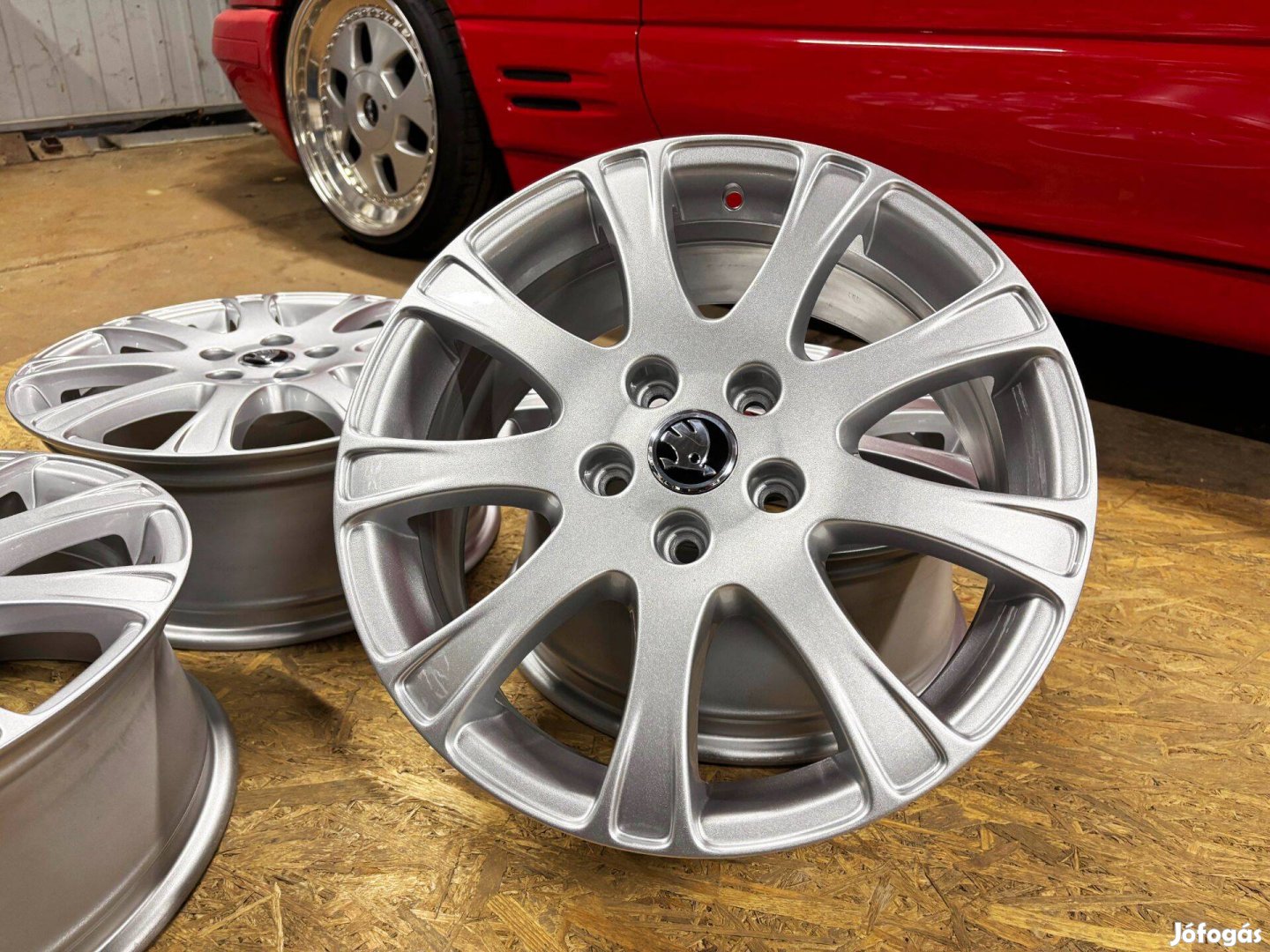 Skoda Octavia 17" 5x112 gyári alufelni eladó 17 coll