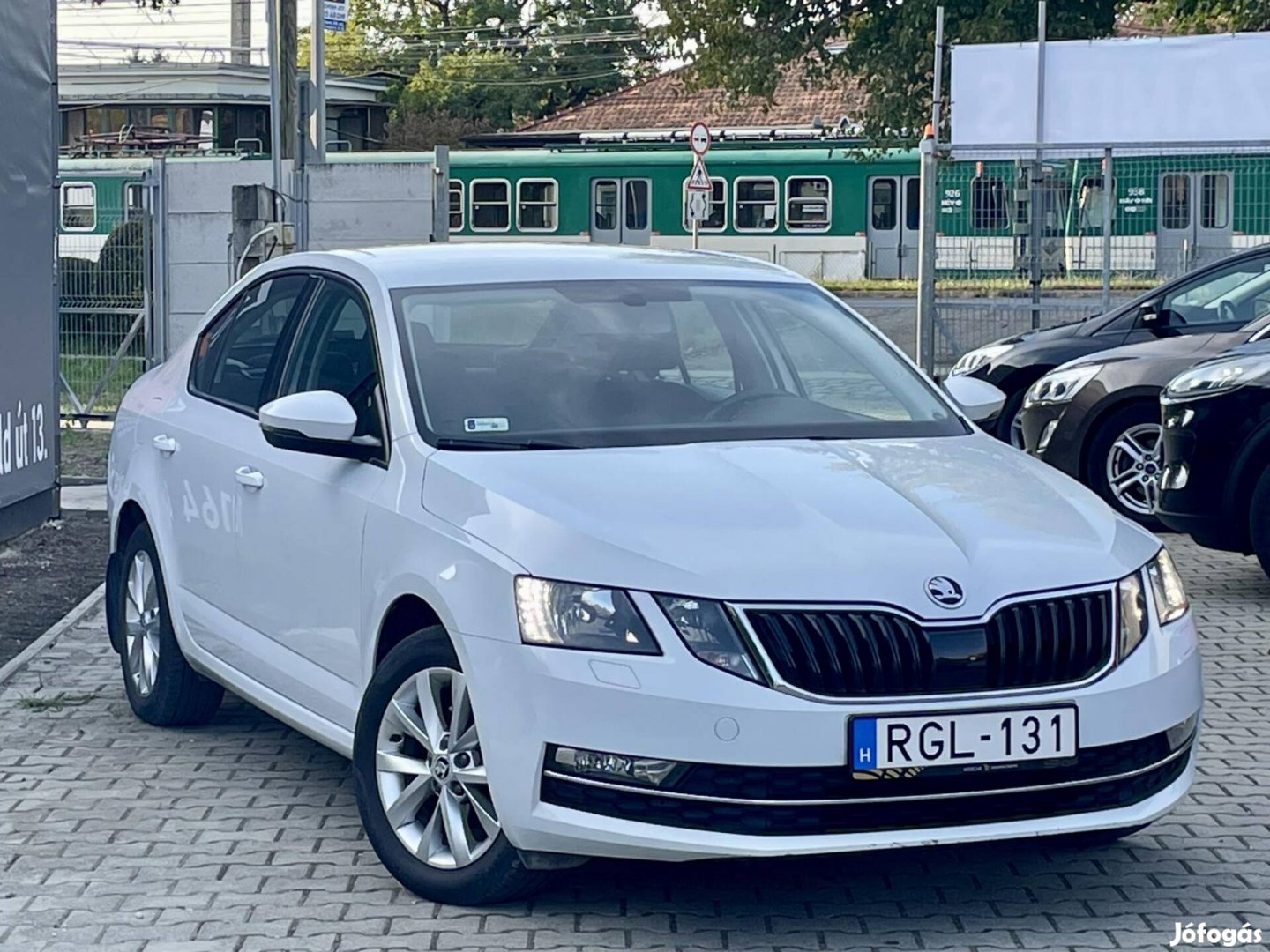 Skoda Octavia 1.6 CR TDI Ambition DSG Mo-i. 2.t...