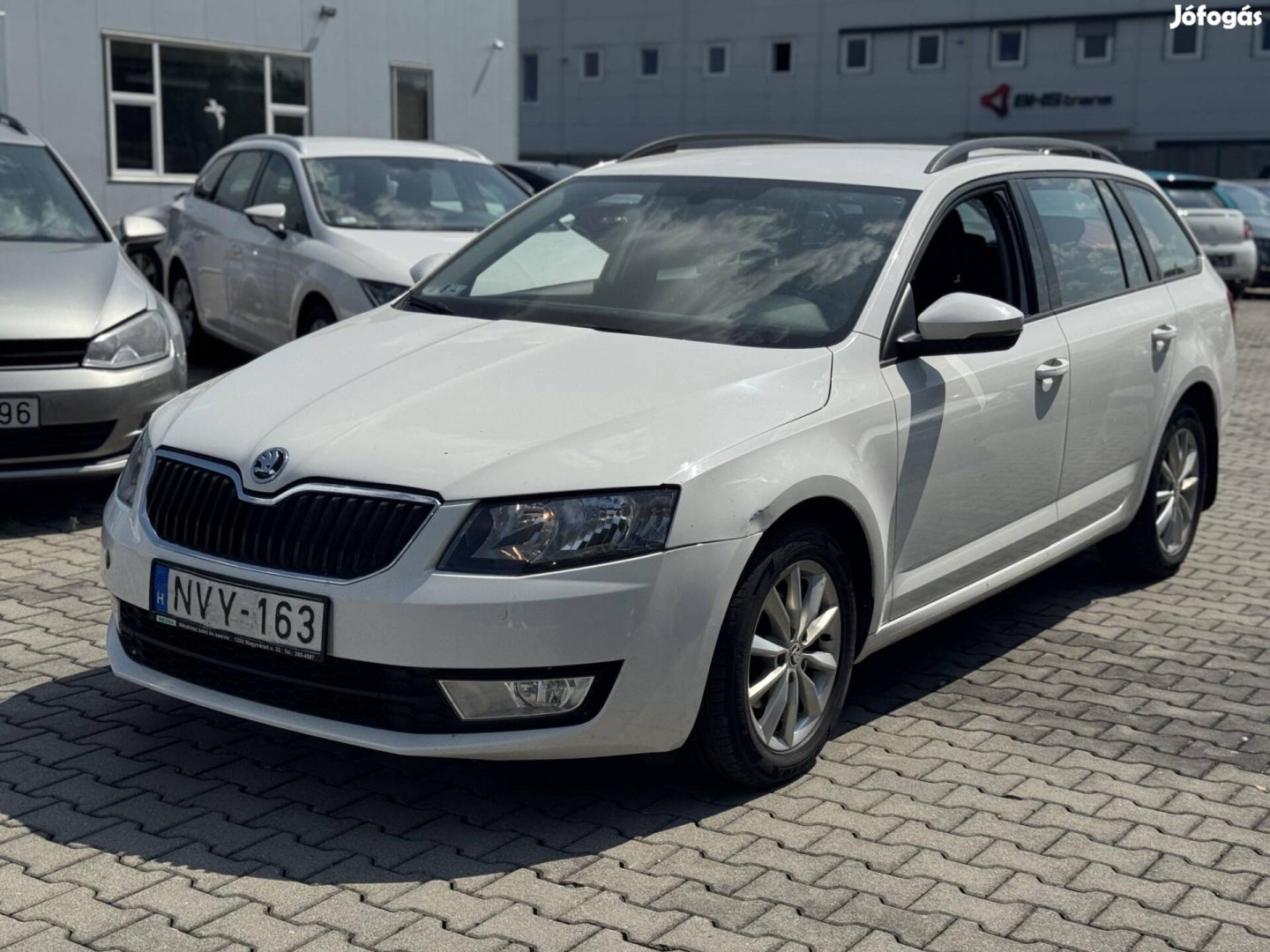 Skoda Octavia 1.6 CR TDI Ambition DSG Több darab!