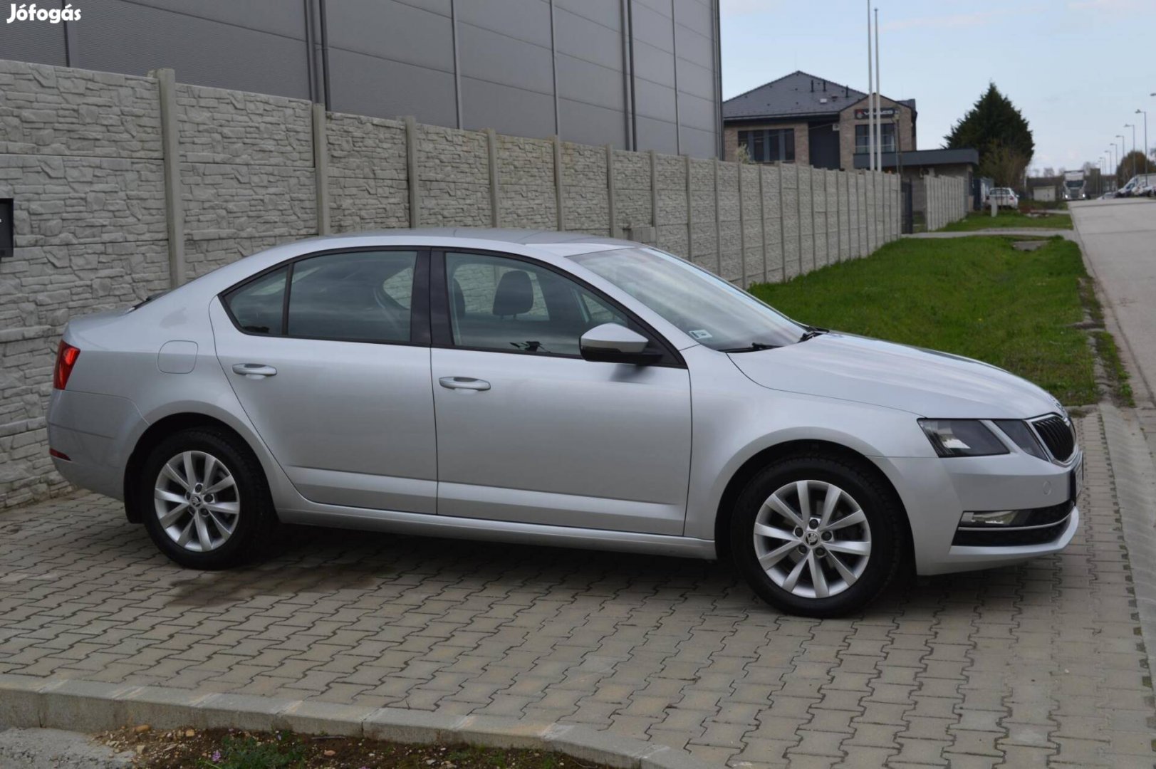 Skoda Octavia 1.6 CR TDI Style DSG Mo-i/2tul/Na...