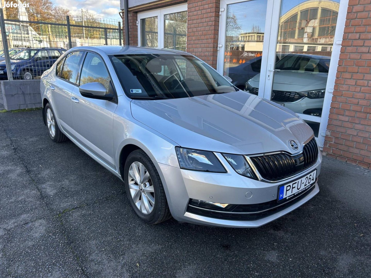Skoda Octavia 1.6 CR TDI Style DSG Mo-i!/2.Tula...