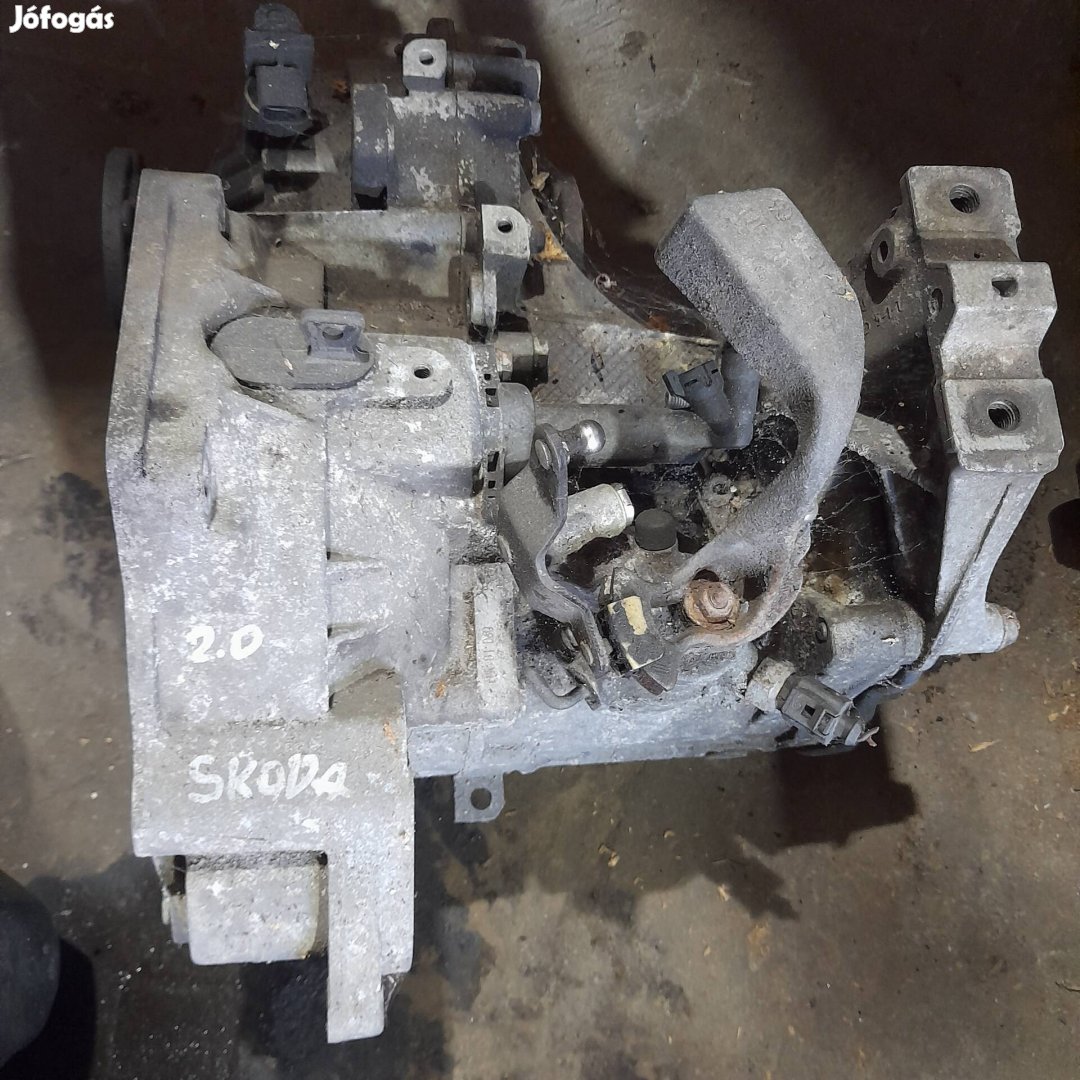 Skoda Octavia 2.0 8v benzines váltó 