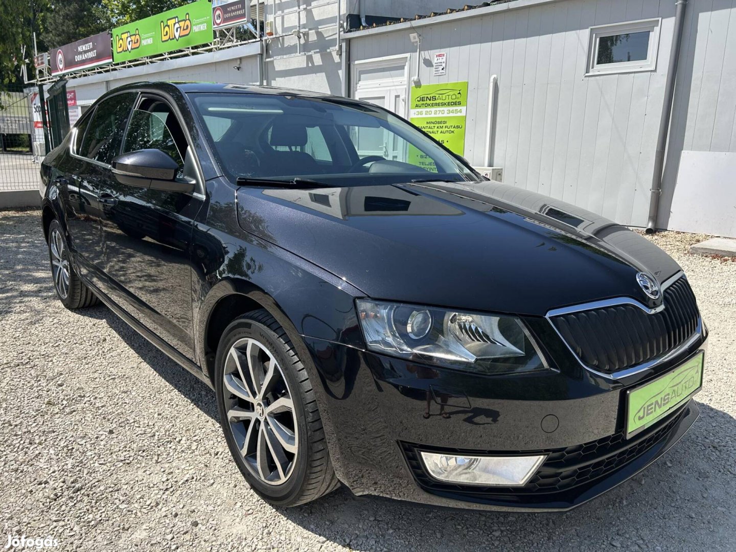 Skoda Octavia 2.0 CR TDI Elegance Szervizkönyv