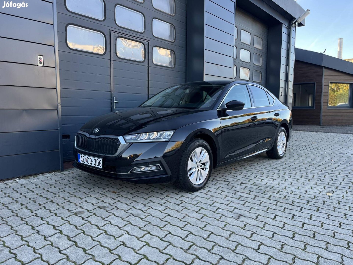 Skoda Octavia 2.0 TDI SCR Perfect Szervizkönyv...