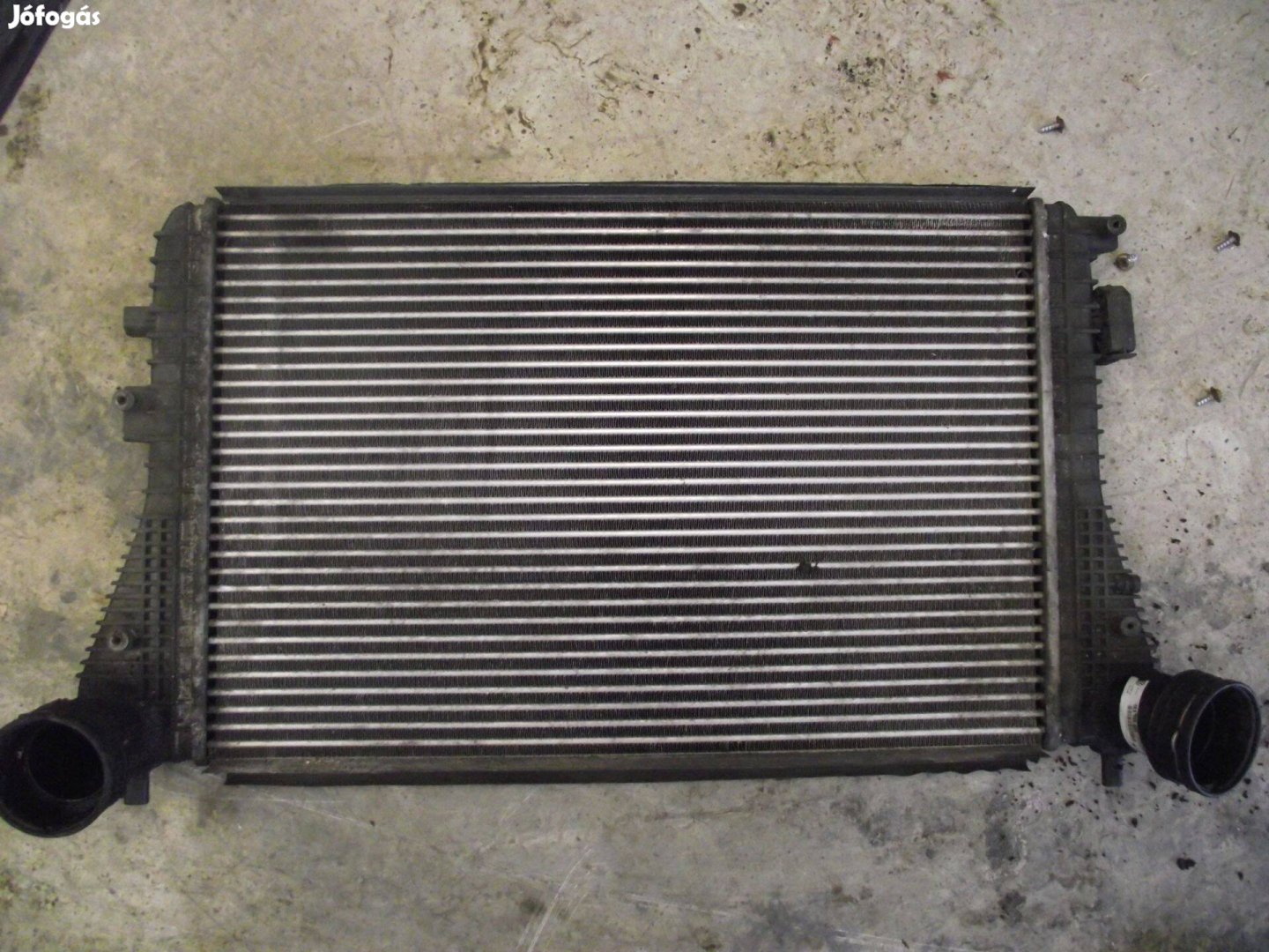 Skoda Octavia 2 Golf 5 intercooler hűtő 1K0145803A