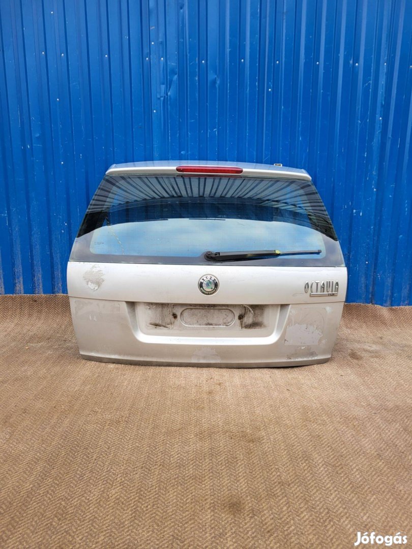 Skoda Octavia 2 II 2004- kombi csomagtér ajtó