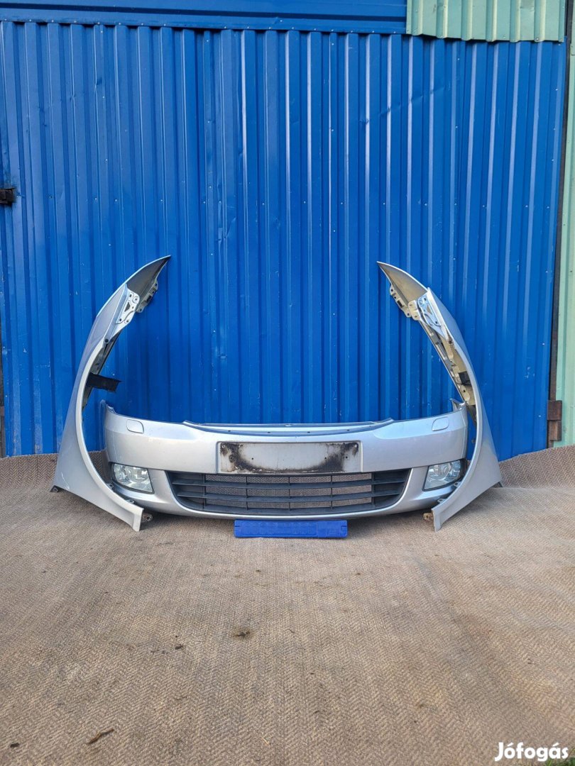 Skoda Octavia 2 II 2008-13 gyári 1Z0807221M első lökhárító, mosós