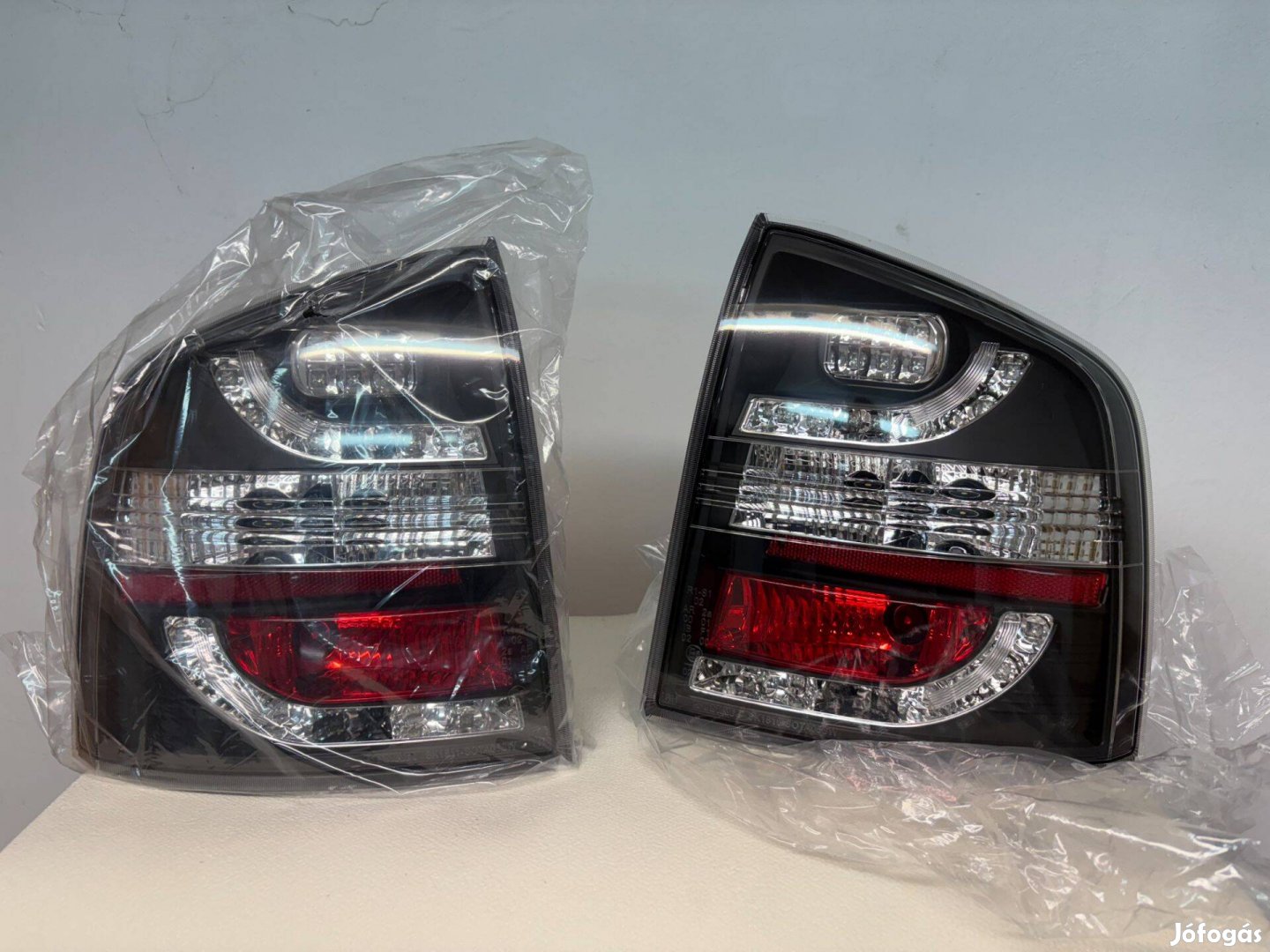 Skoda Octavia 2 Kombi 03.04- ledes hátsó lámpa