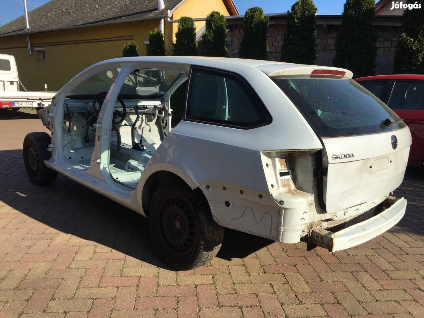 Skoda Octavia 3 5E kombi hátsó sárvédő negyed tető
