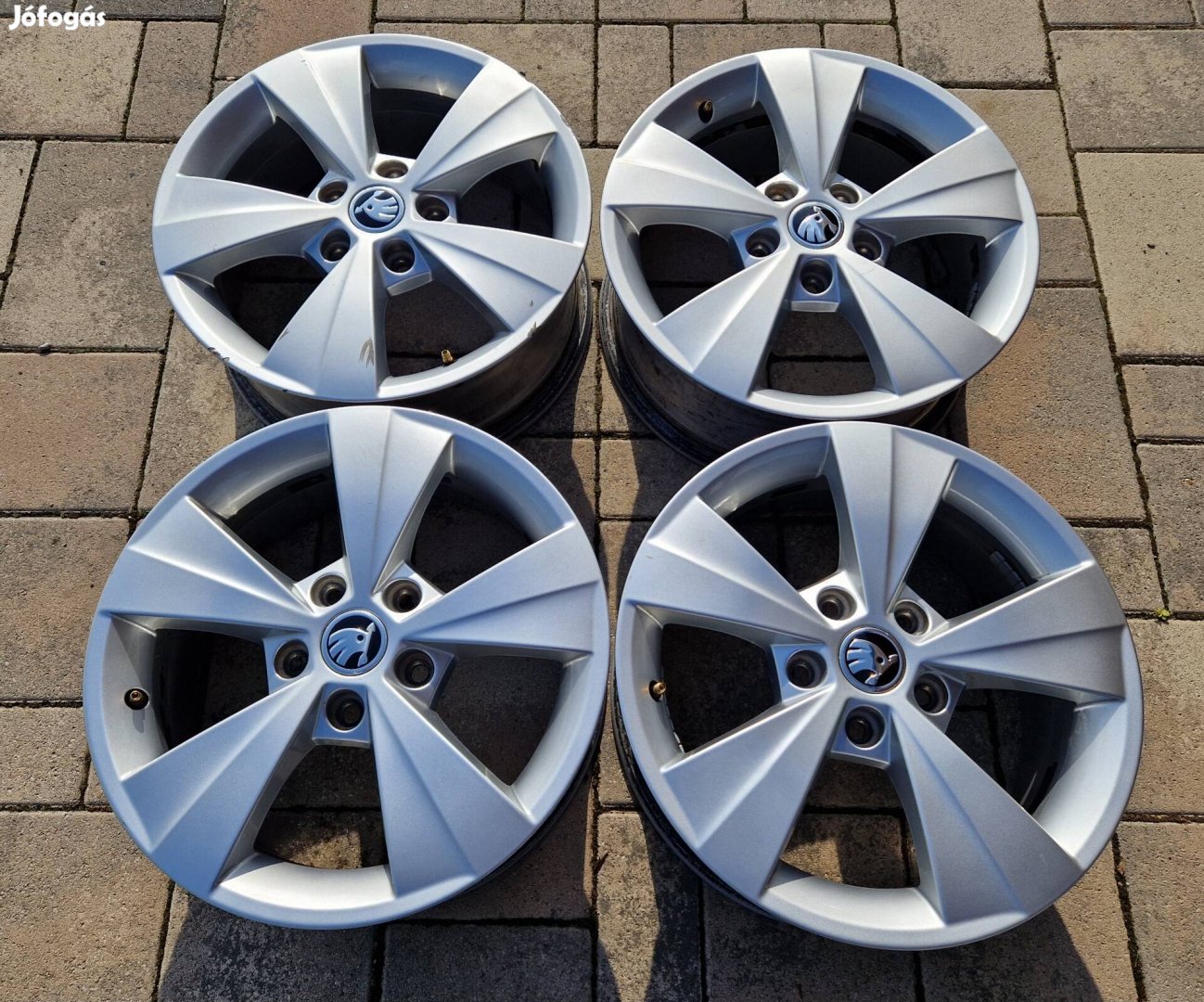 Skoda Octavia 3 Gyári Alufelni R16 5X112 