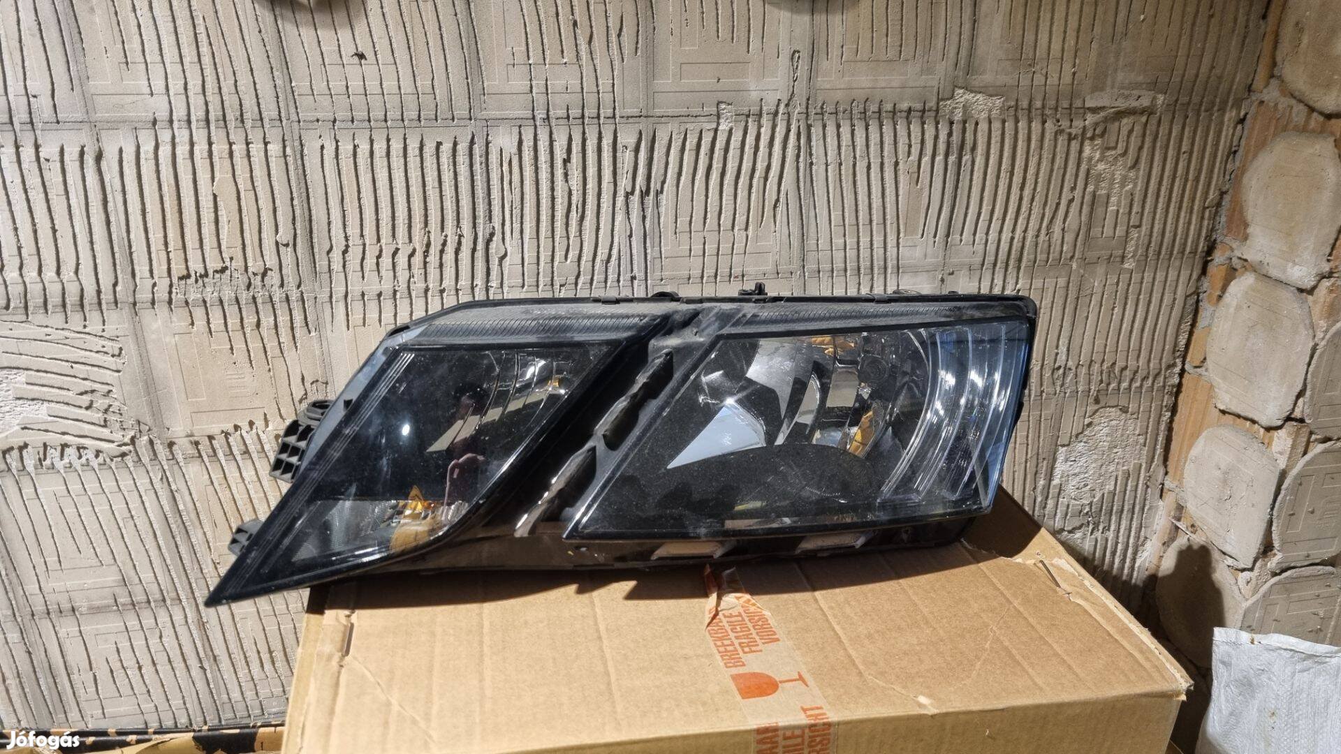Skoda Octavia 3 III Facelift Bal első fényszóró 5E1941015C