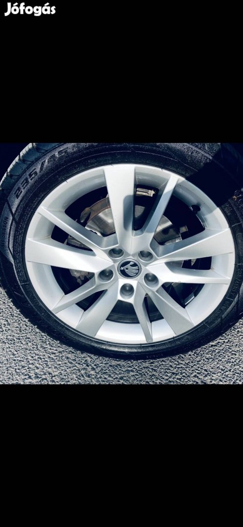 Skoda Octavia 3 gyári 17" garnitúra 