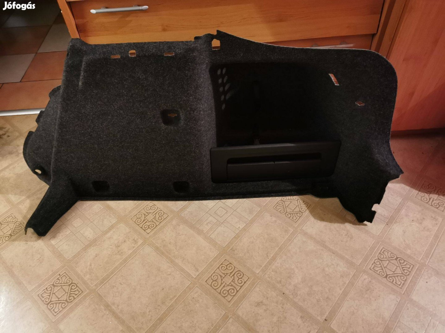 Skoda Octavia 3 sedan jobb oldali csomagtér kárpit