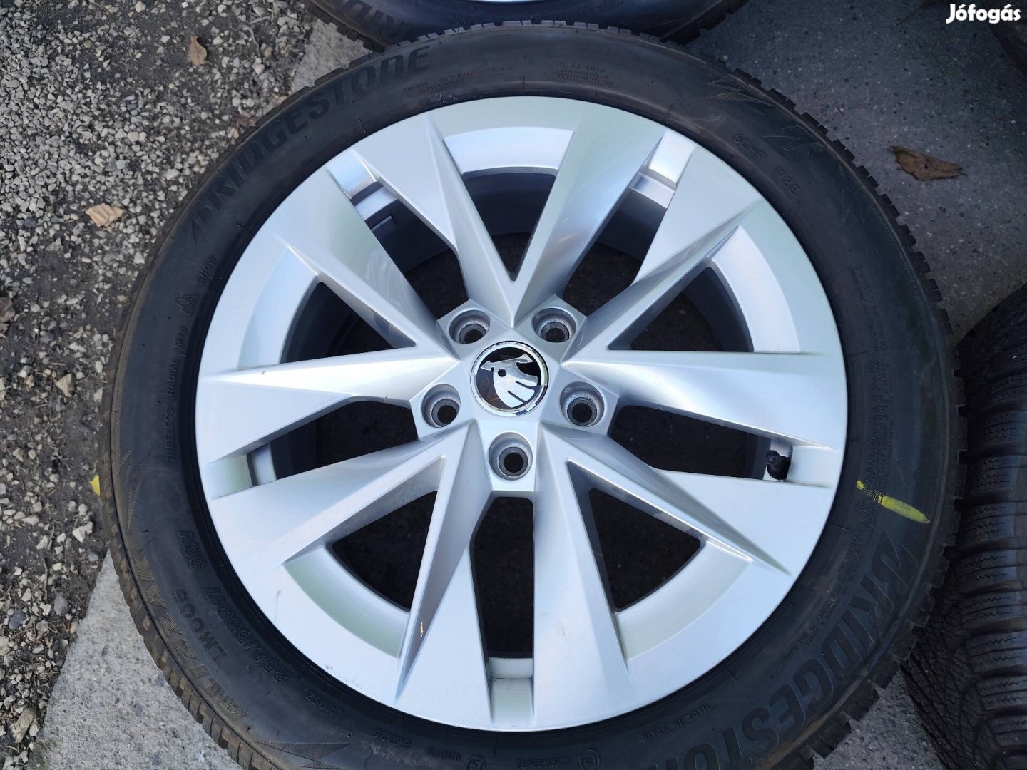 Skoda Octavia 4 gyári alufelni 5x112 17"