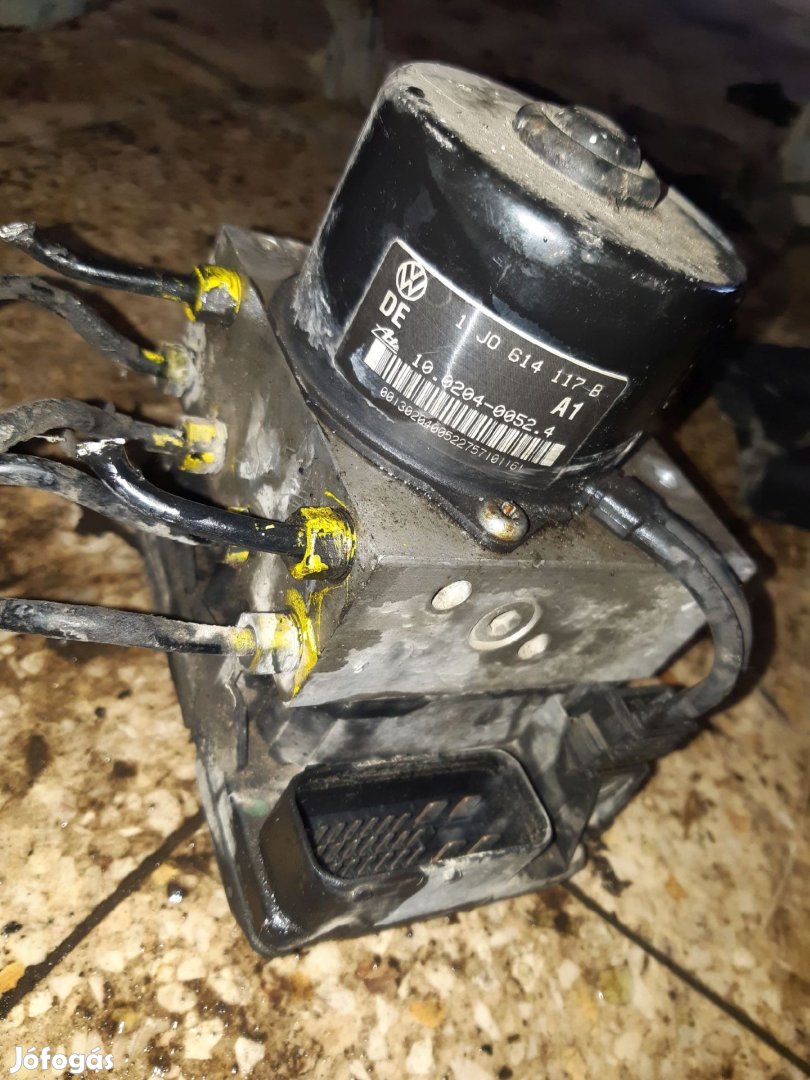 Skoda Octavia ABS Tömb