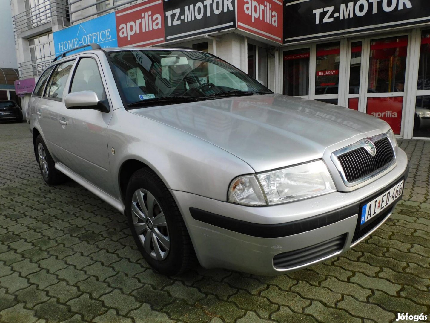 Skoda Octavia Combi 1.4 Tour Magyarországi! Gar...