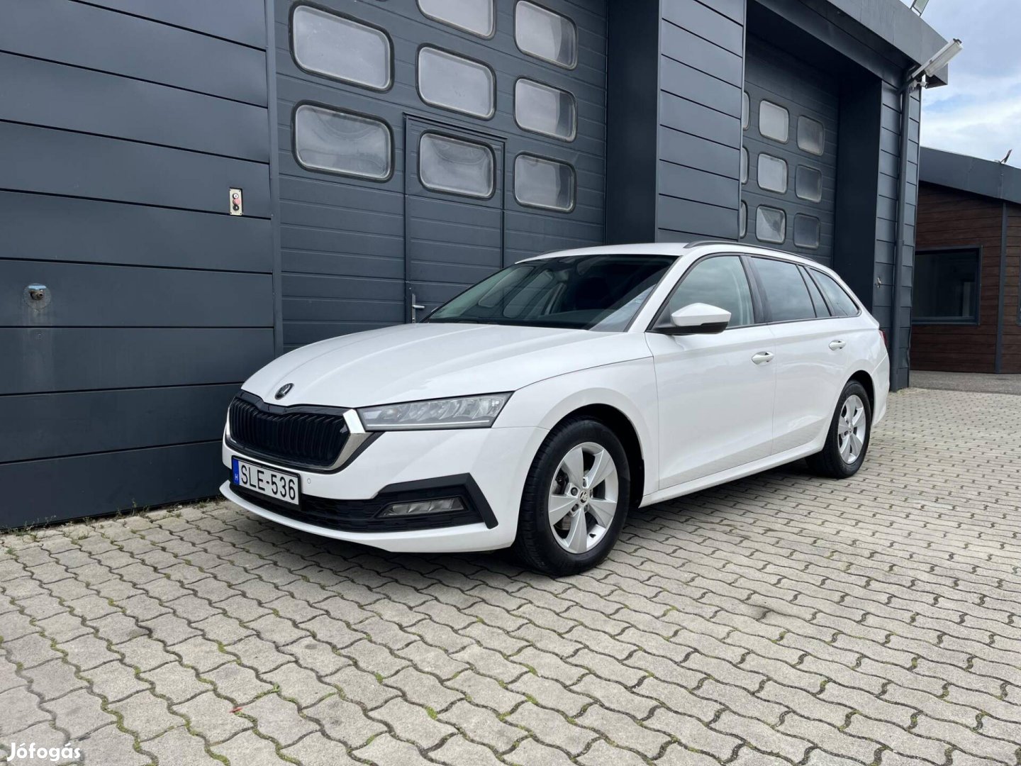 Skoda Octavia Combi 1.5 TSI ACT Ambition Szervi...