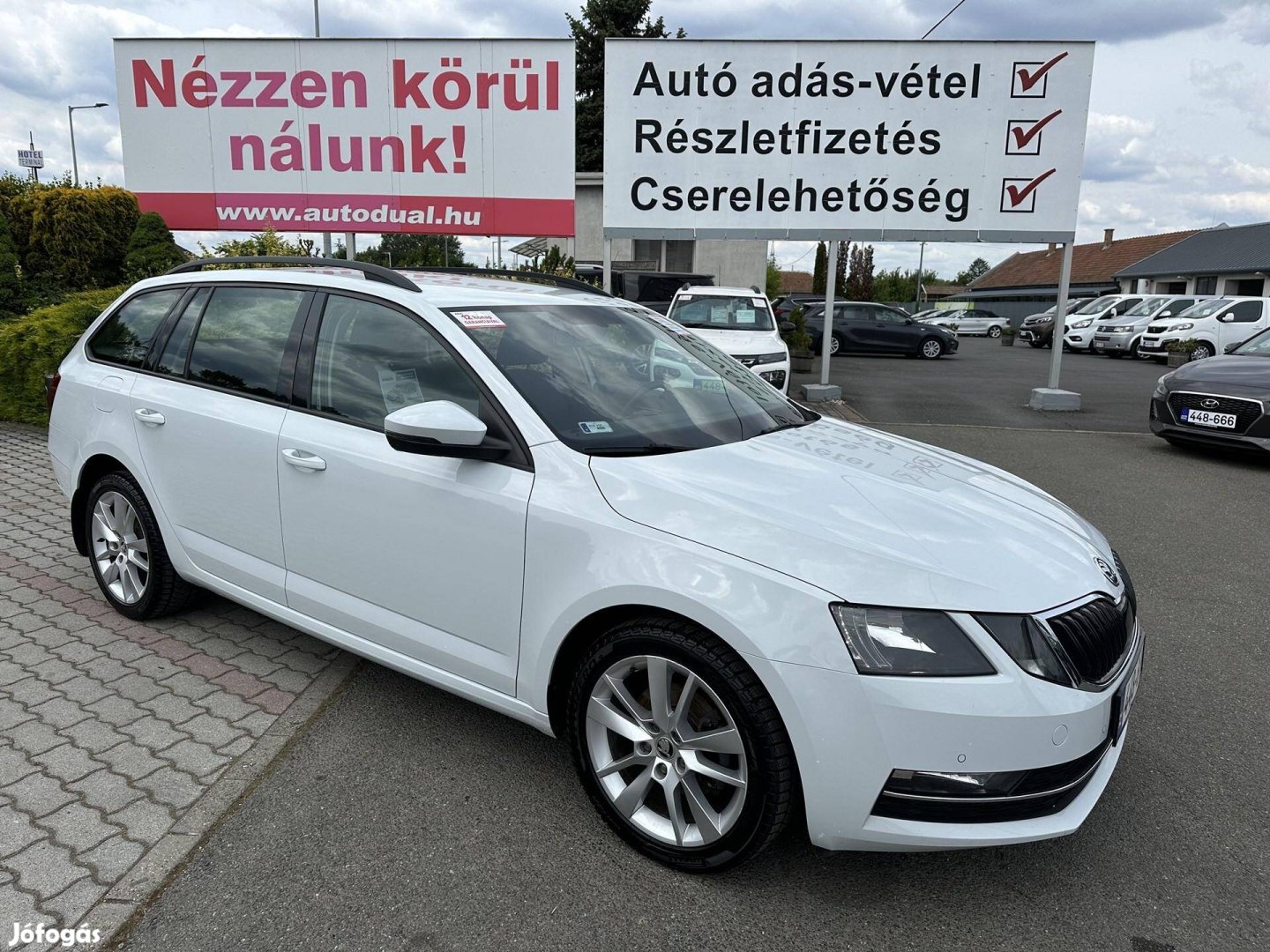 Skoda Octavia Combi 1.5 TSI ACT Style Magyarors...