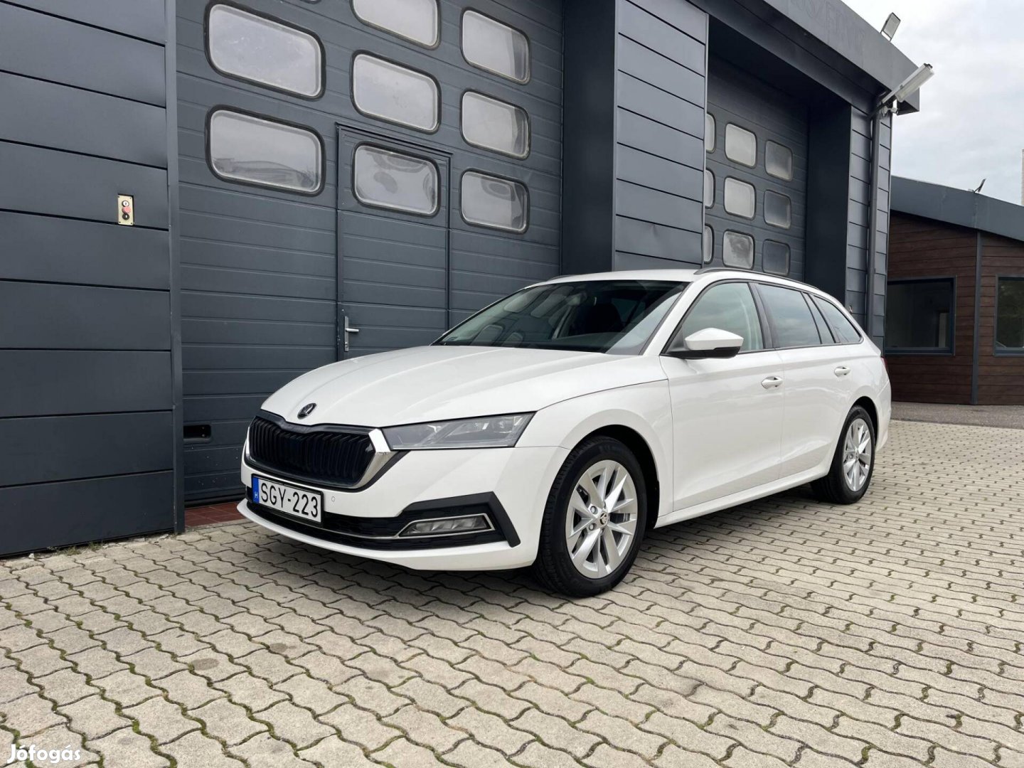 Skoda Octavia Combi 1.5 TSI ACT Style Szervizkö...