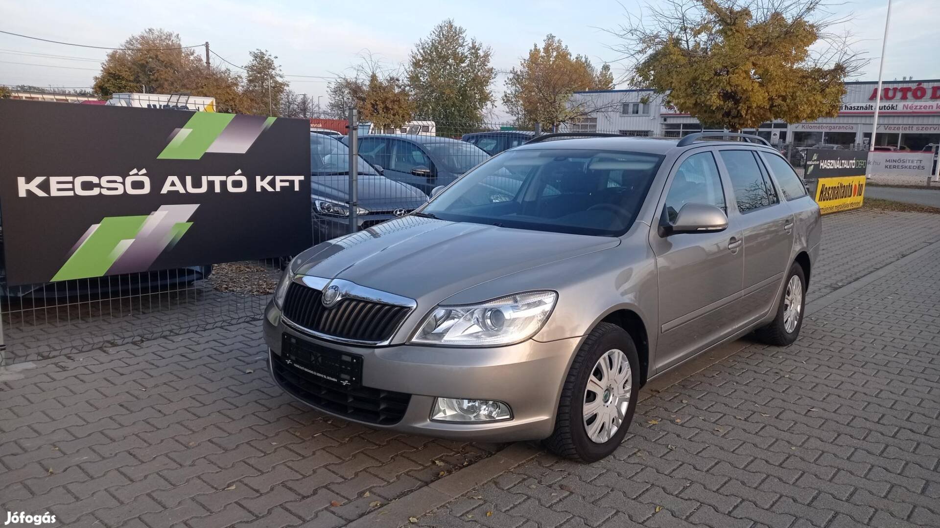 Skoda Octavia Combi 1.6 Ambiente Vezetett SZERV...