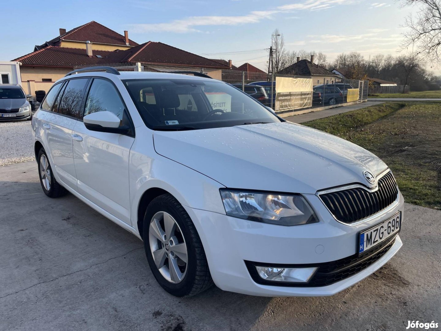 Skoda Octavia Combi 1.6 CR TDI Ambition DSG //...