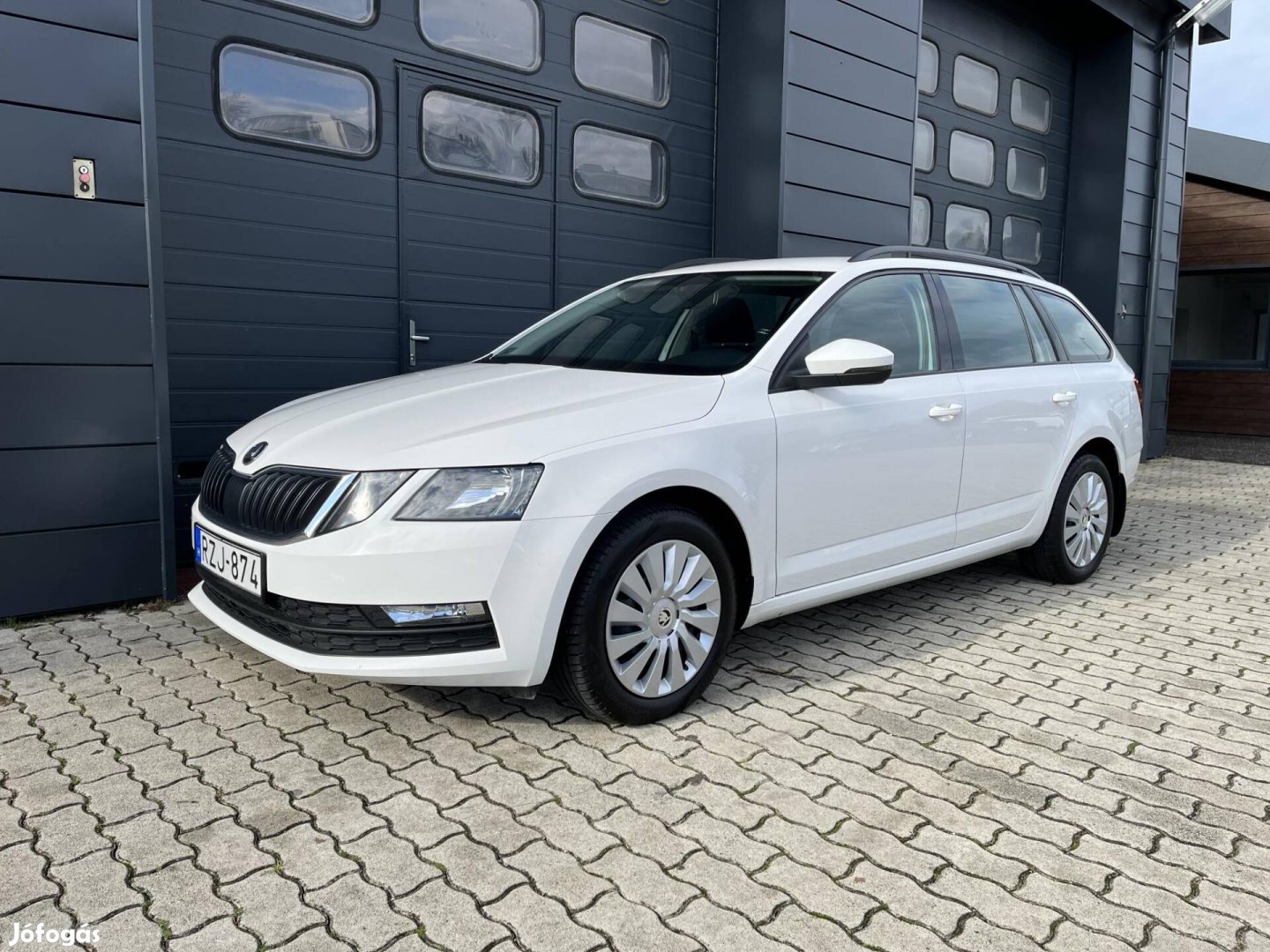 Skoda Octavia Combi 1.6 CR TDI Ambition Szerviz...