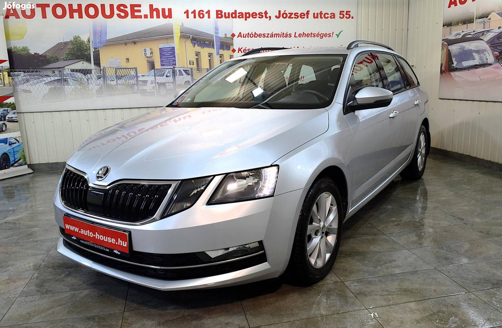 Skoda Octavia Combi 1.6 CR TDI Style 4.479.000...