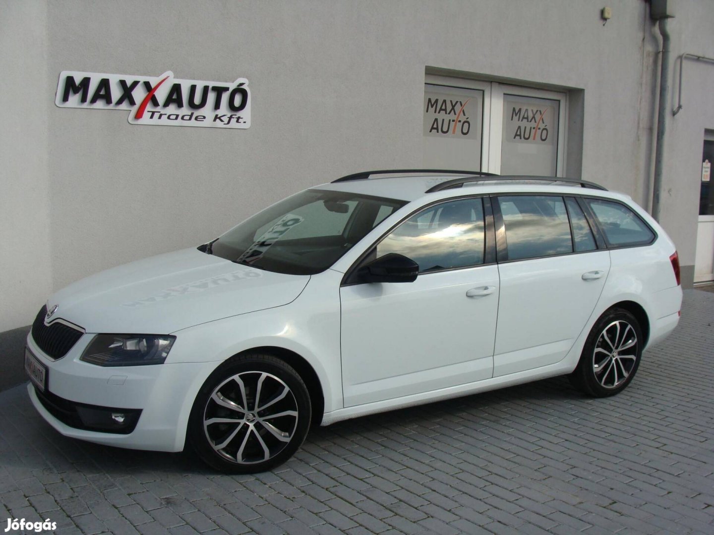 Skoda Octavia Combi 1.6 CR TDI Style BI-Xenon L...