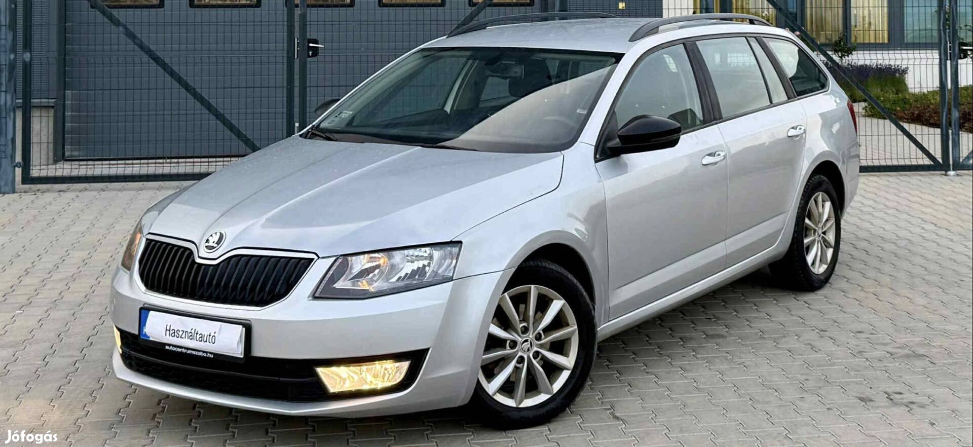 Skoda Octavia Combi 1.6 CR TDI Style DSG / Nagy...