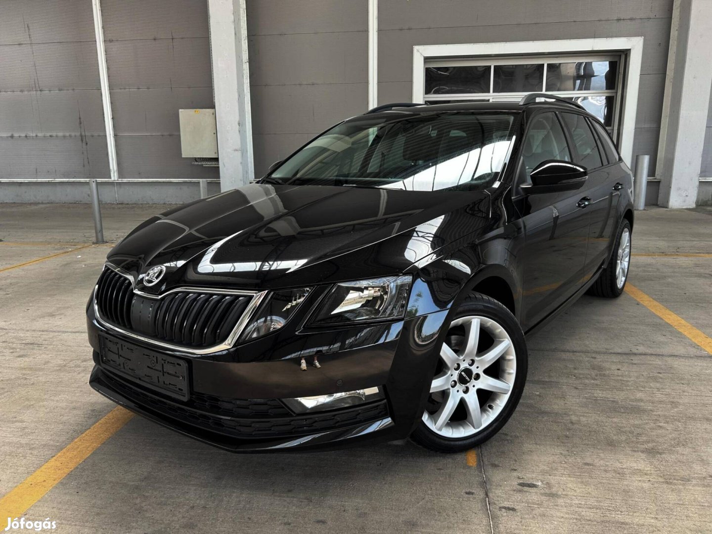Skoda Octavia Combi 1.6 CR TDI Style !! LED+NAV...