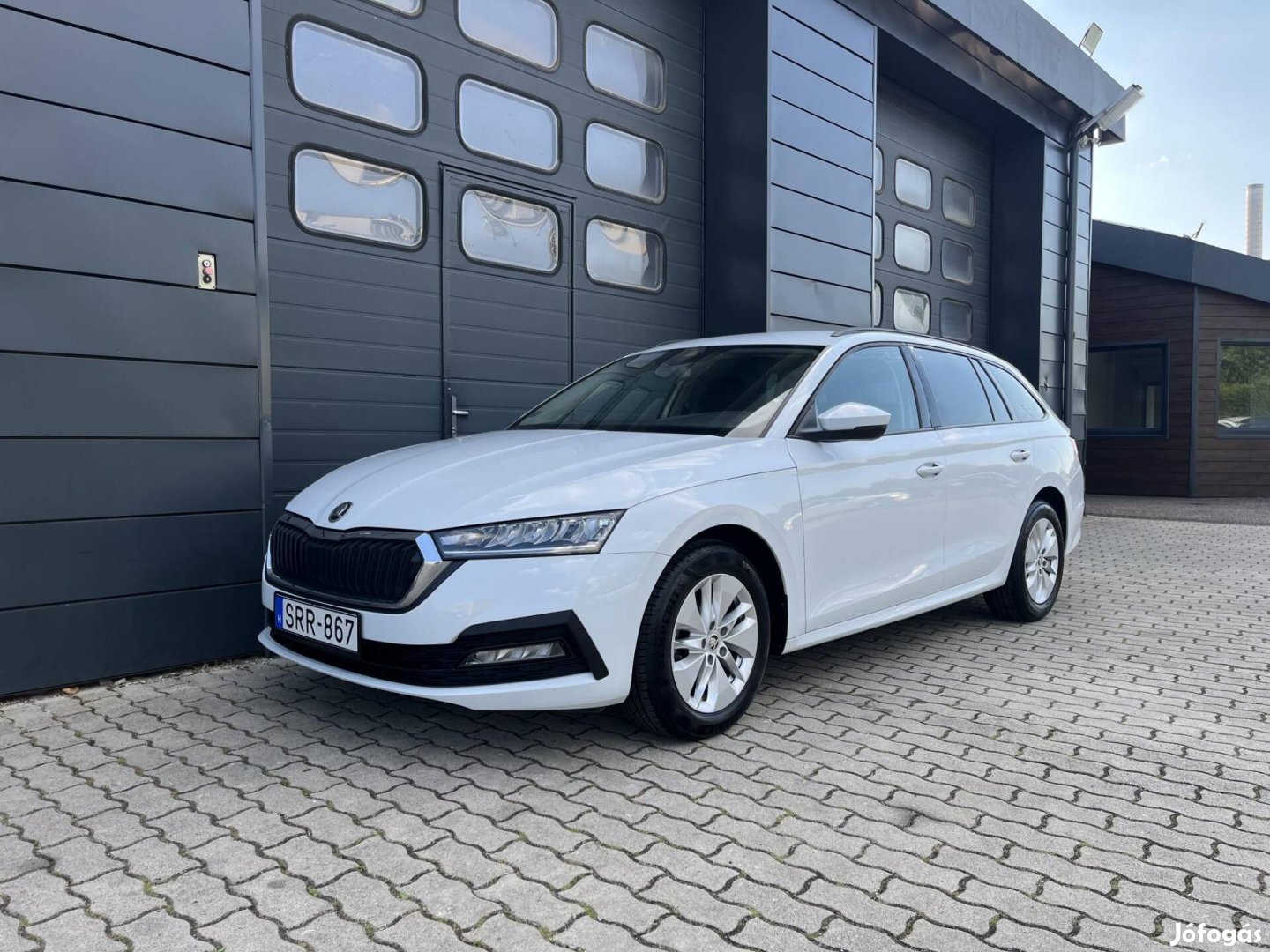 Skoda Octavia Combi 2.0 TDI SCR Ambition Szervi...