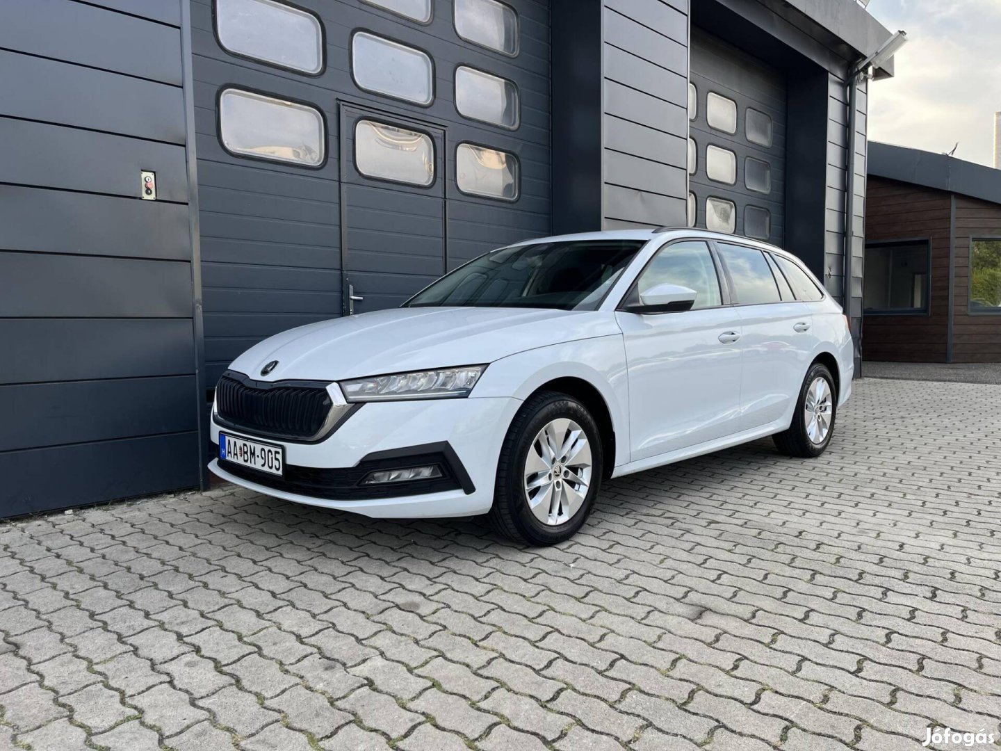Skoda Octavia Combi 2.0 TDI SCR Ambition Szervi...