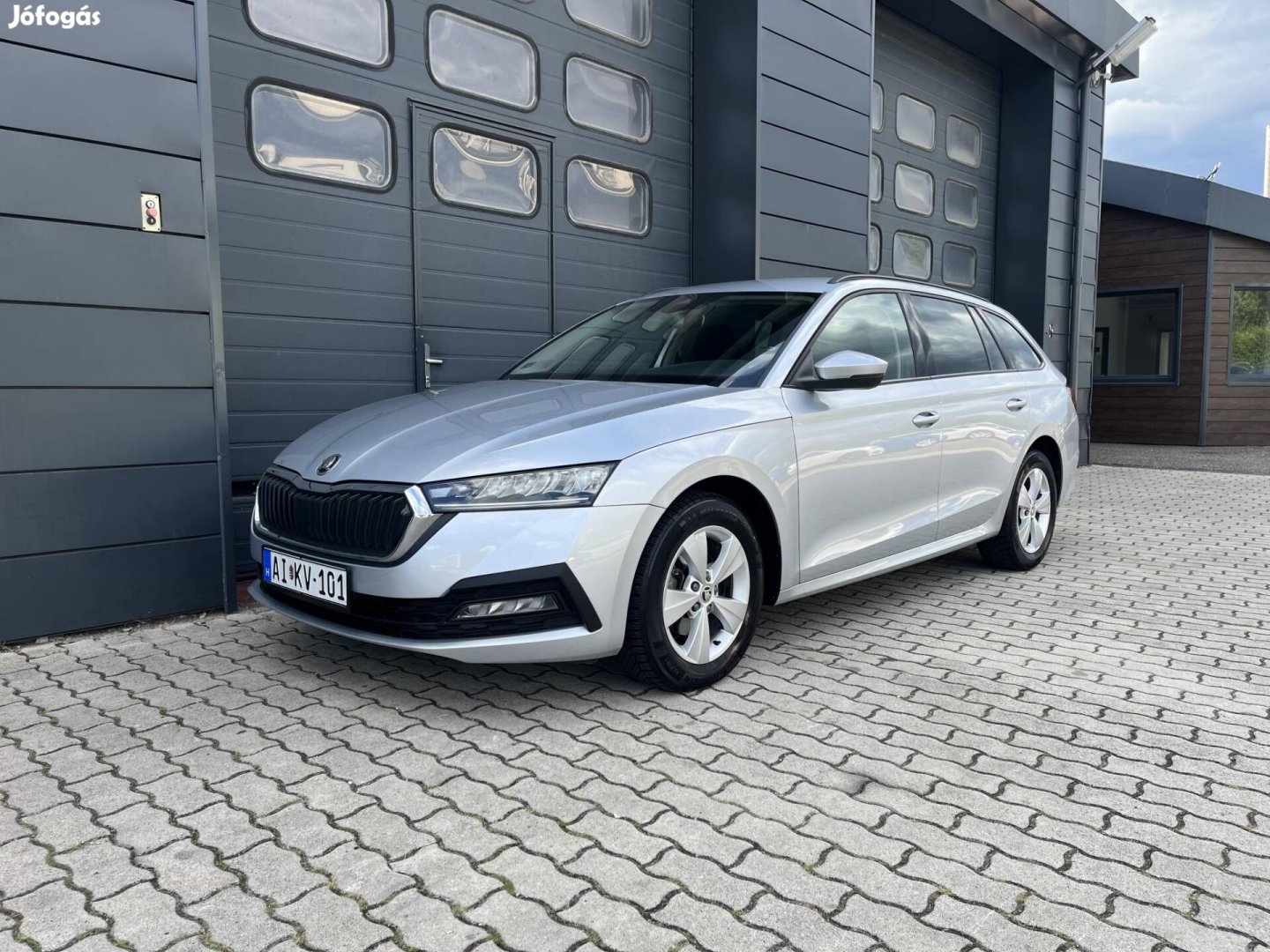 Skoda Octavia Combi 2.0 TDI SCR Ambition Szervi...