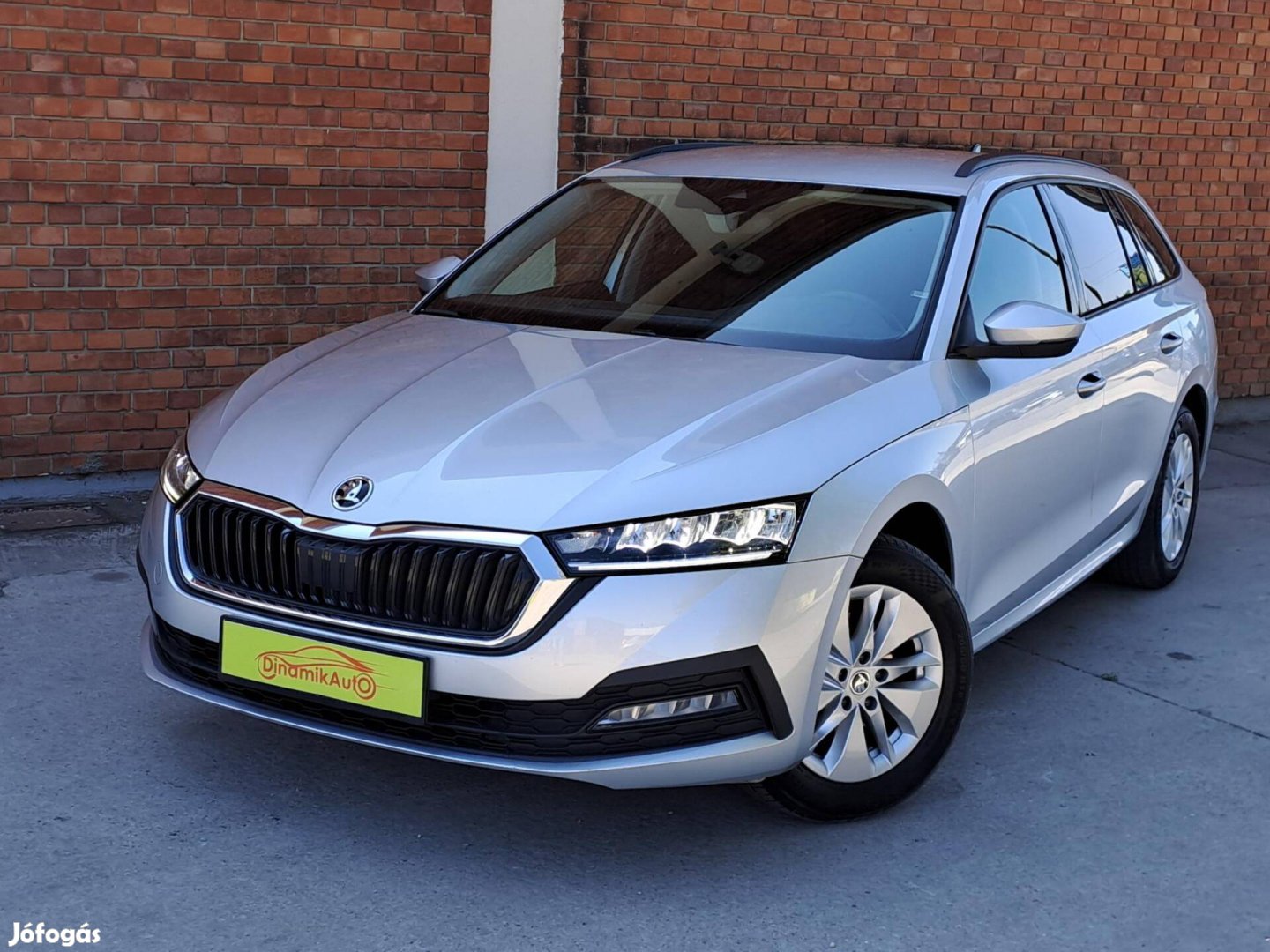 Skoda Octavia Combi 2.0 TDI SCR Style DSG Távta...
