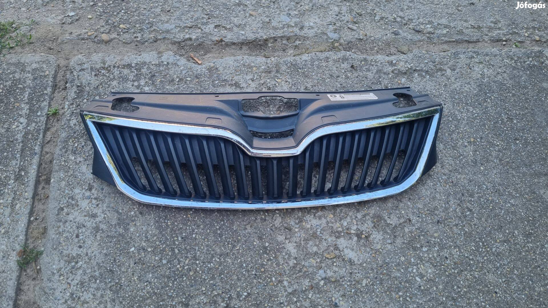 Skoda Octavia Díszrács hűtőrács 5JA853668