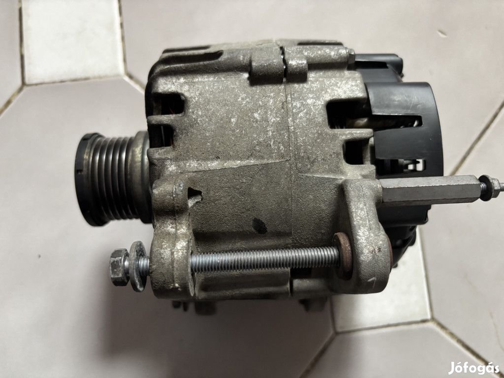 Skoda Octavia III 2.0 TDI generátor 03L903023L